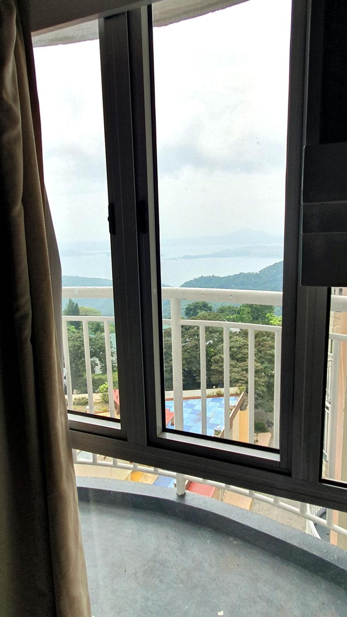 Tagaytay Staycation Tagaytay City ภายนอก รูปภาพ